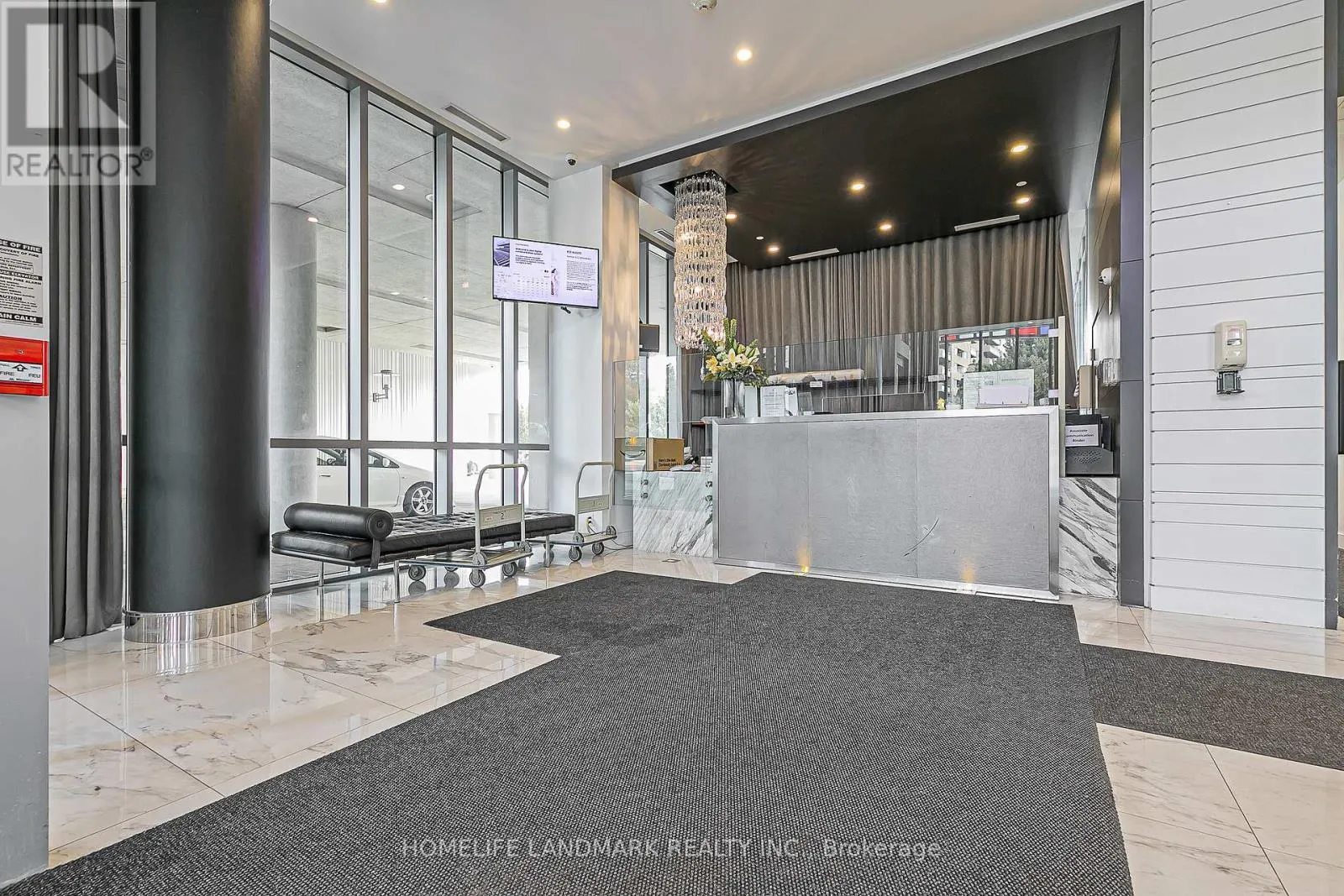 503 - 9471 YONGE STREET