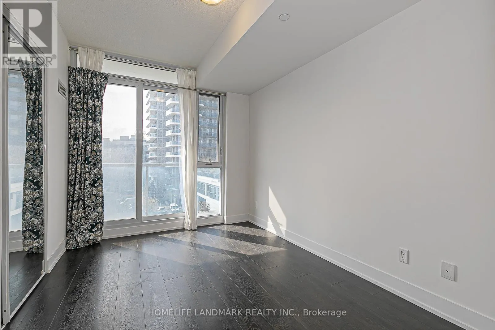 503 - 9471 YONGE STREET