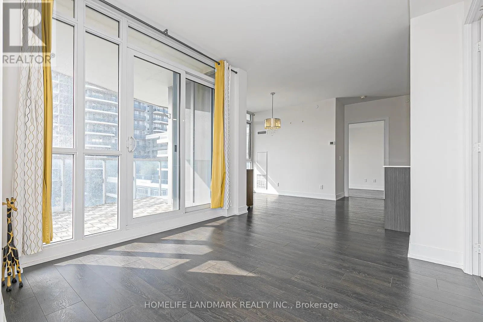 503 - 9471 YONGE STREET