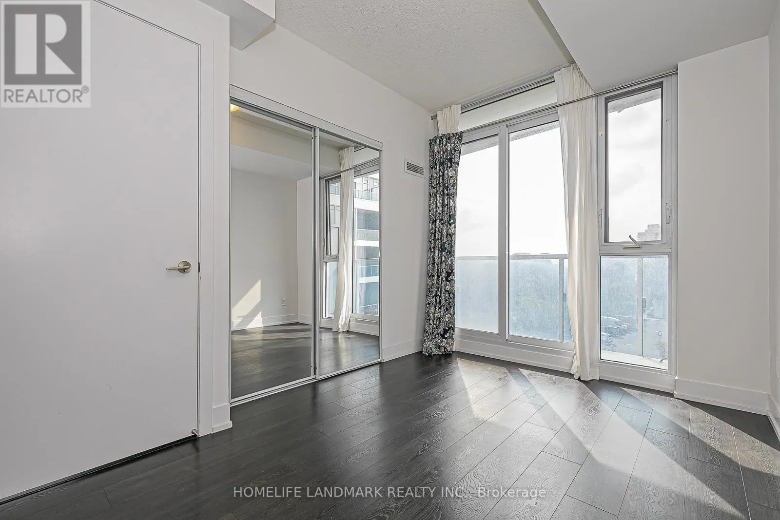 503 - 9471 YONGE STREET