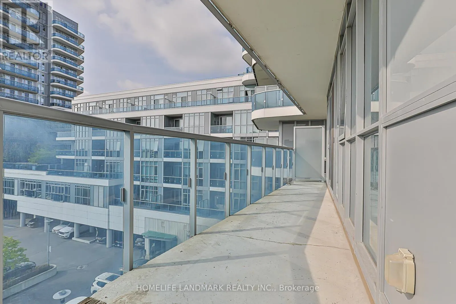 503 - 9471 YONGE STREET