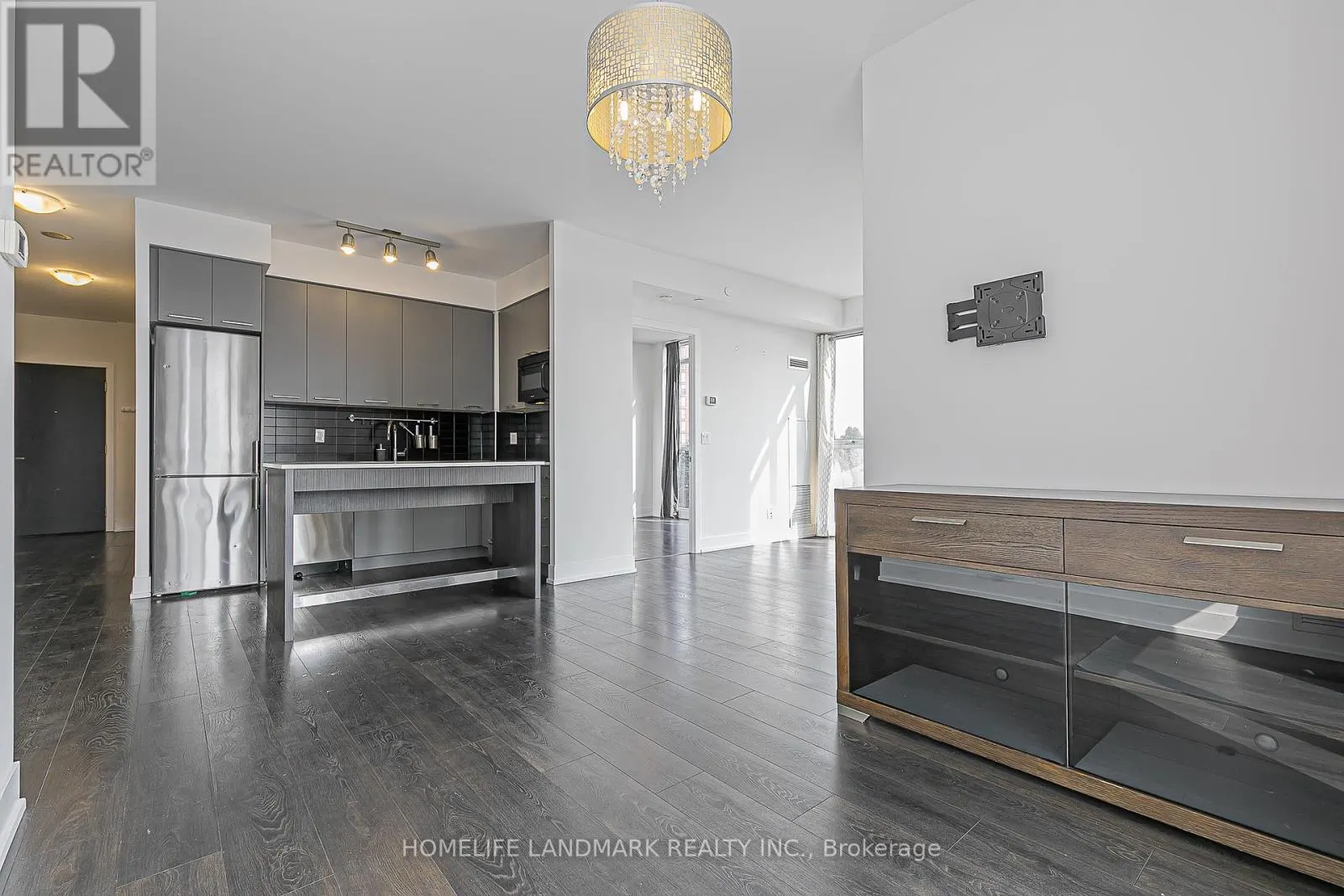 503 - 9471 YONGE STREET