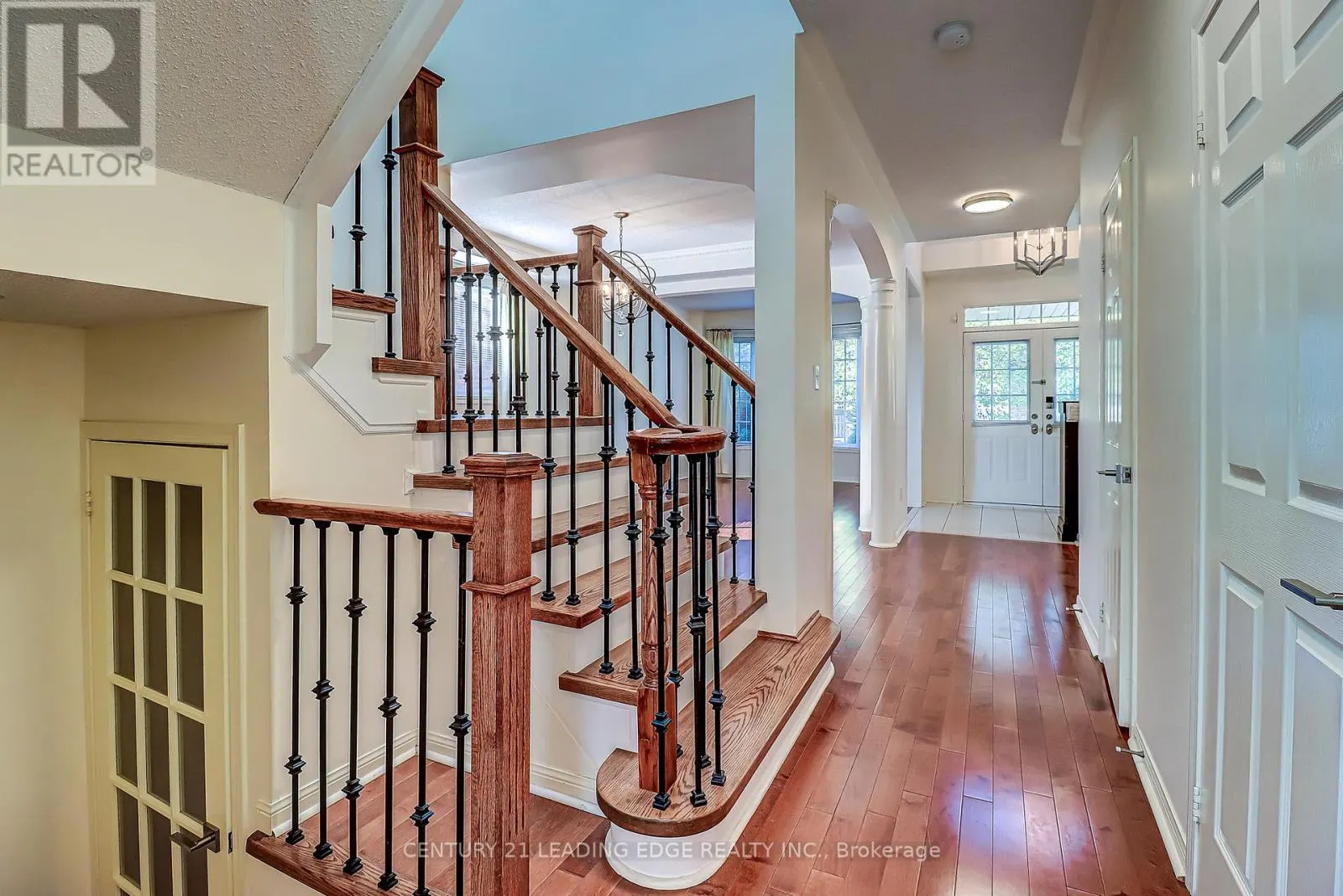 37 WILTSHIRE DRIVE