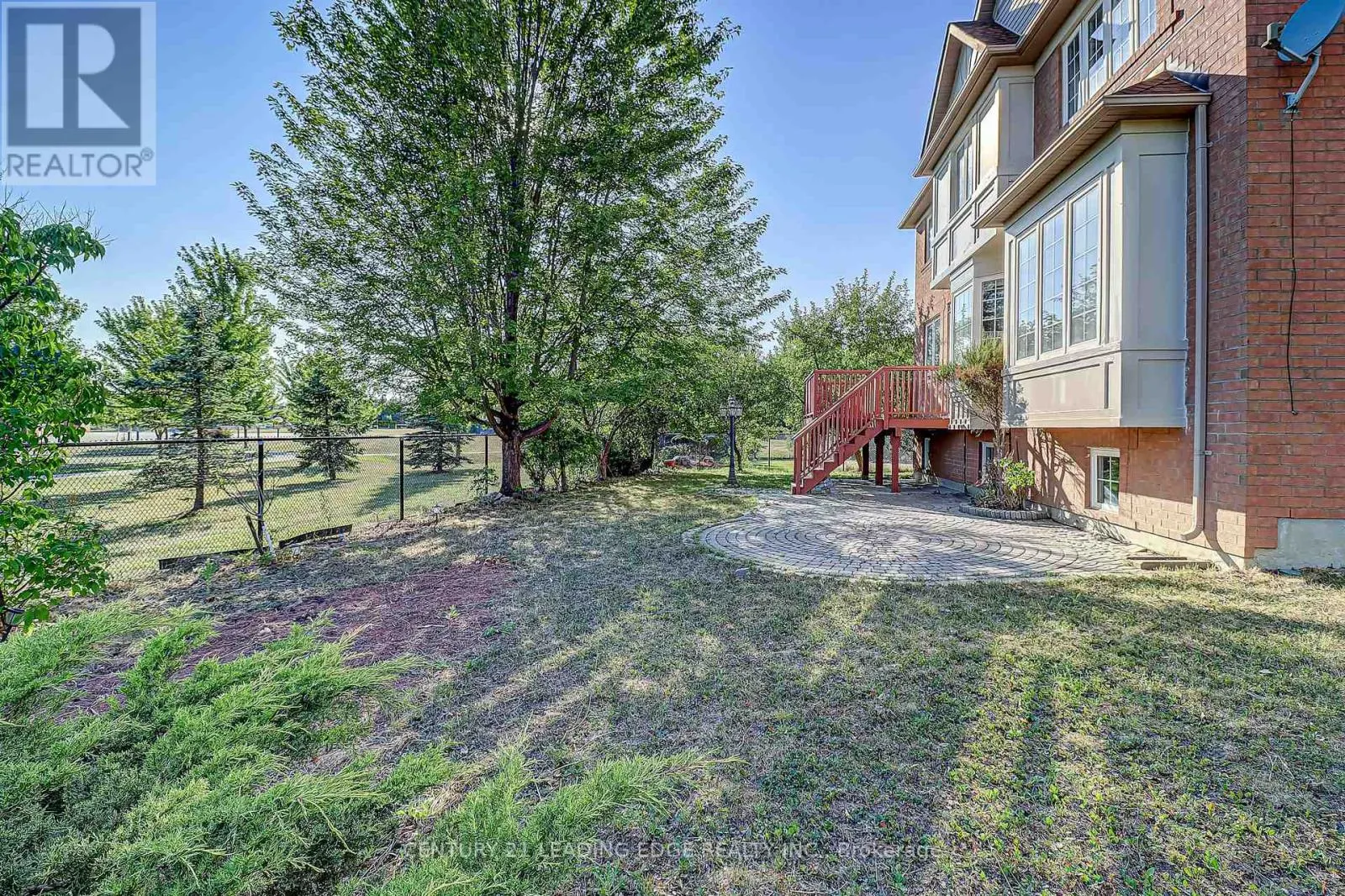 37 WILTSHIRE DRIVE