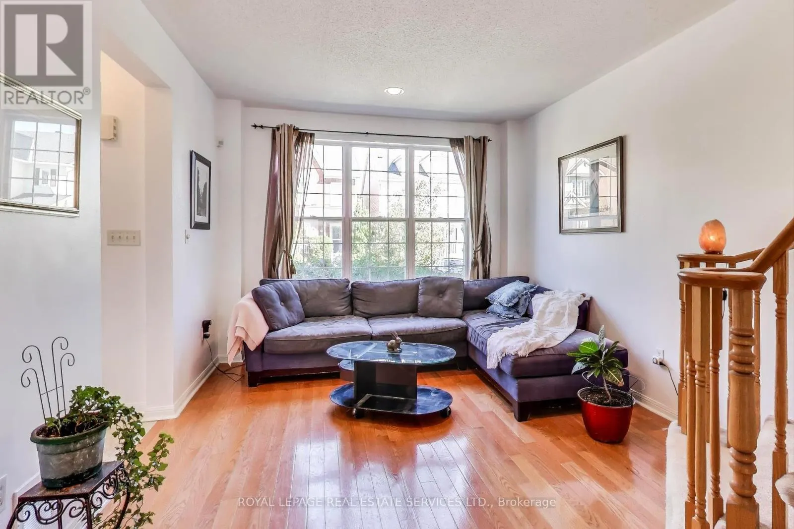 52 GOWLAND ROAD
