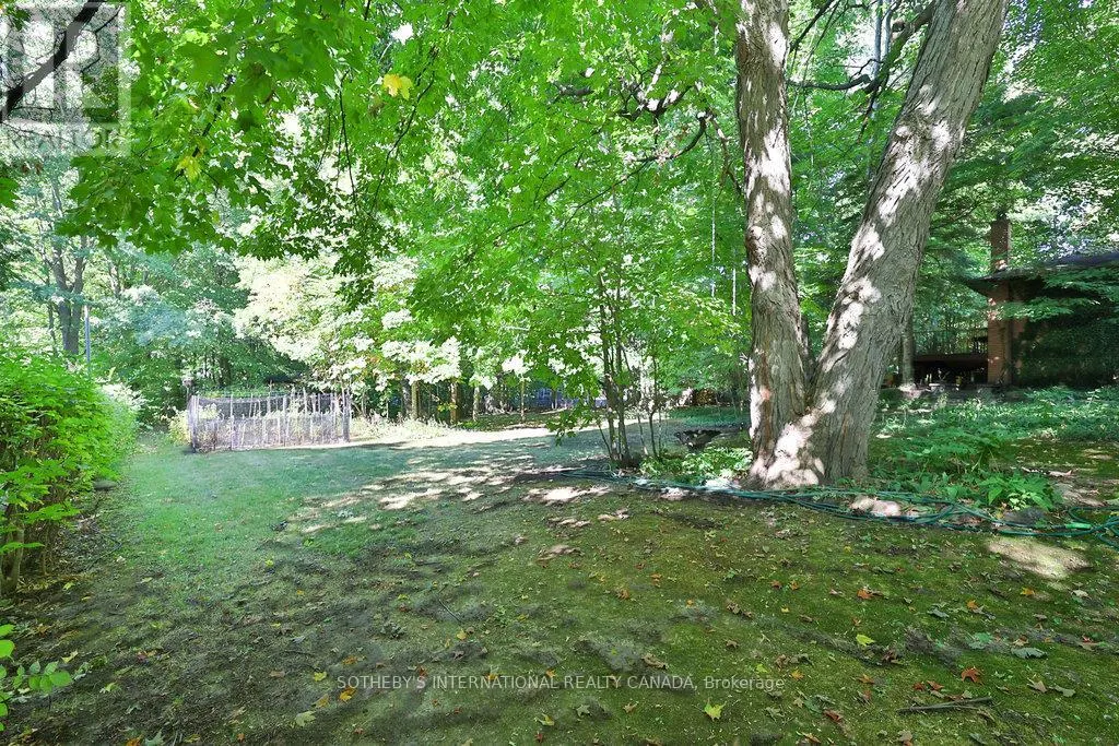 146 SYLVADENE PARKWAY W