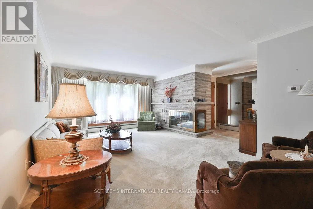 146 SYLVADENE PARKWAY W