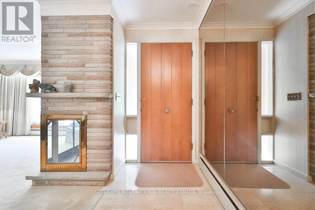146 SYLVADENE PARKWAY W
