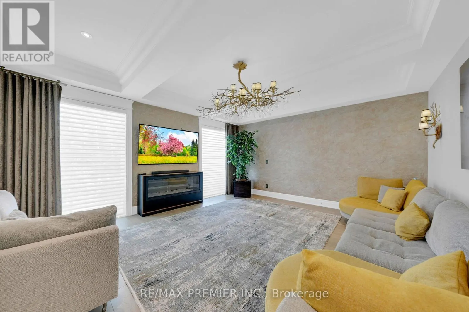 19 PETROLIA COURT