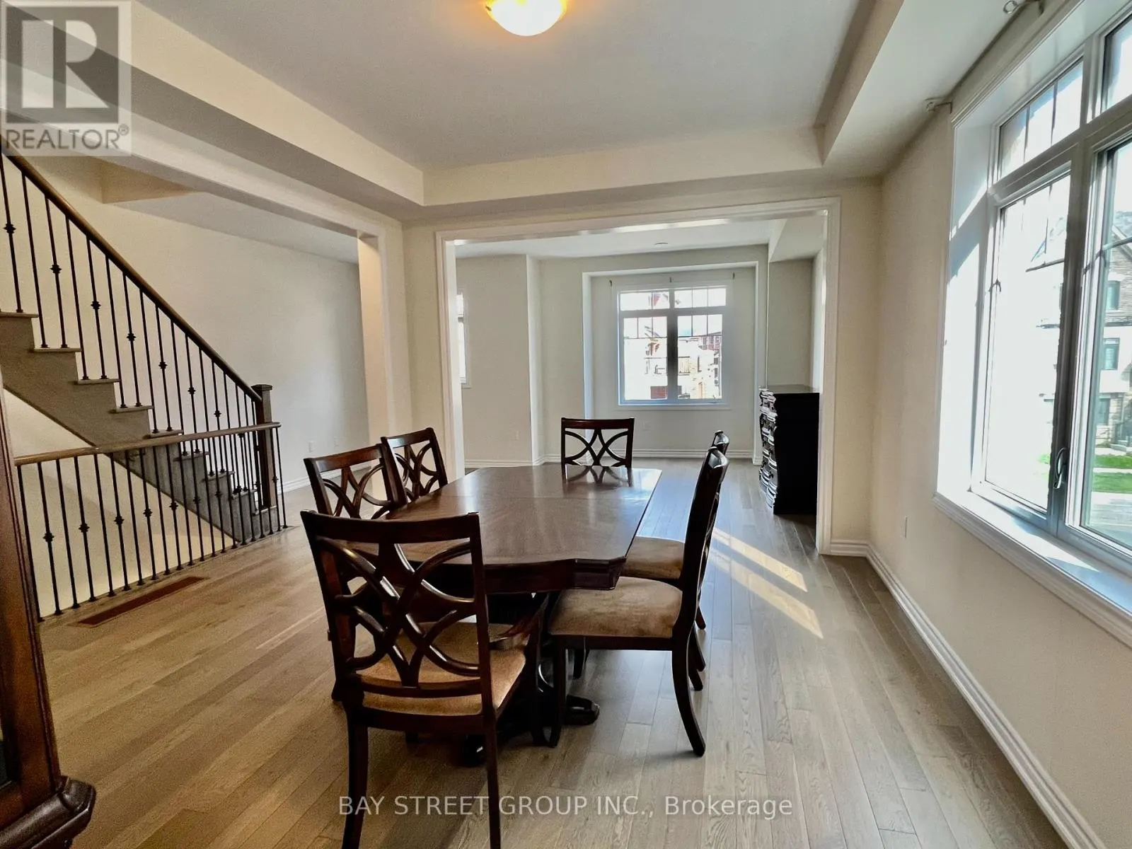 35 GEORGE PEACH AVENUE