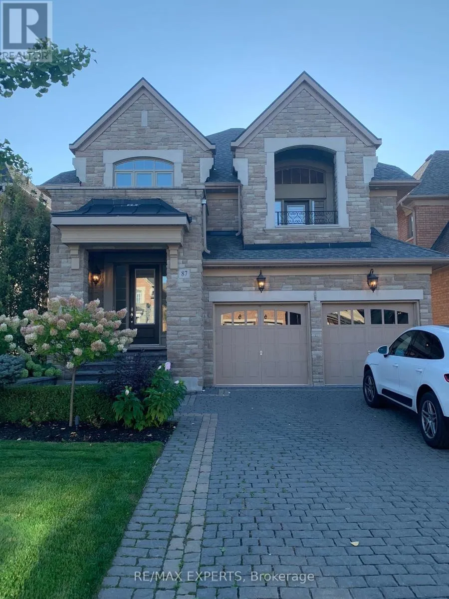 87 ISHERWOOD CRESCENT