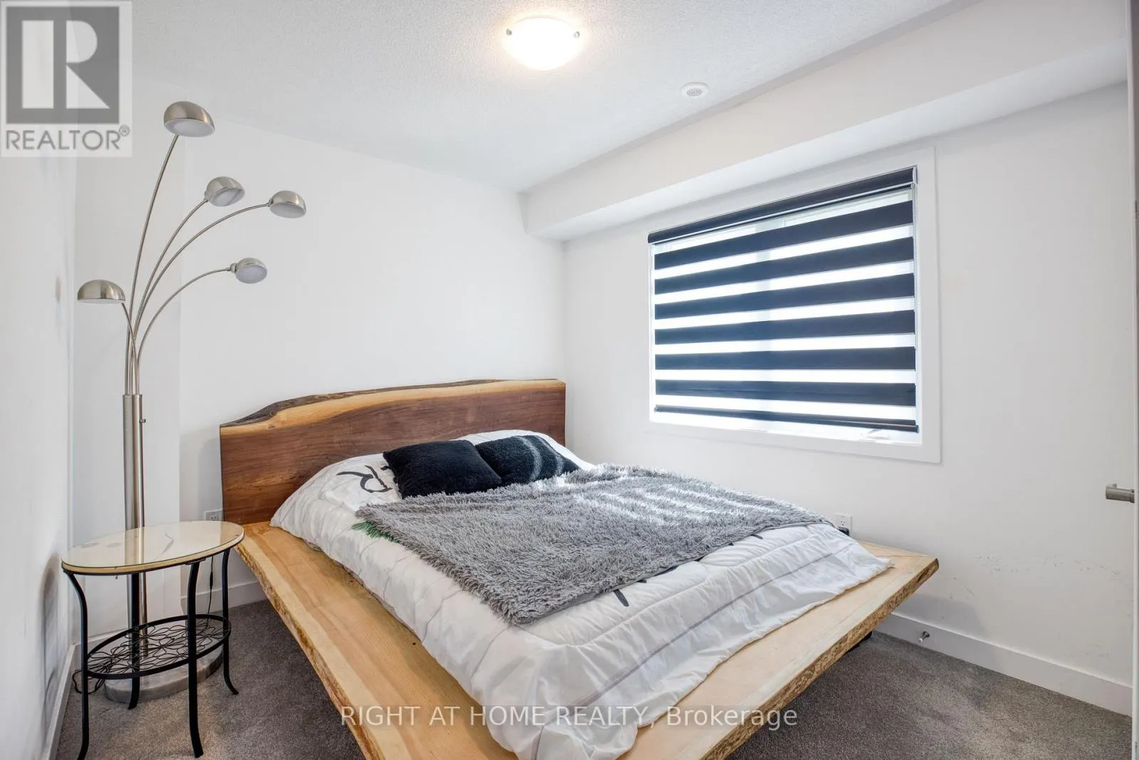 21 LYALL STOKES CIRCLE