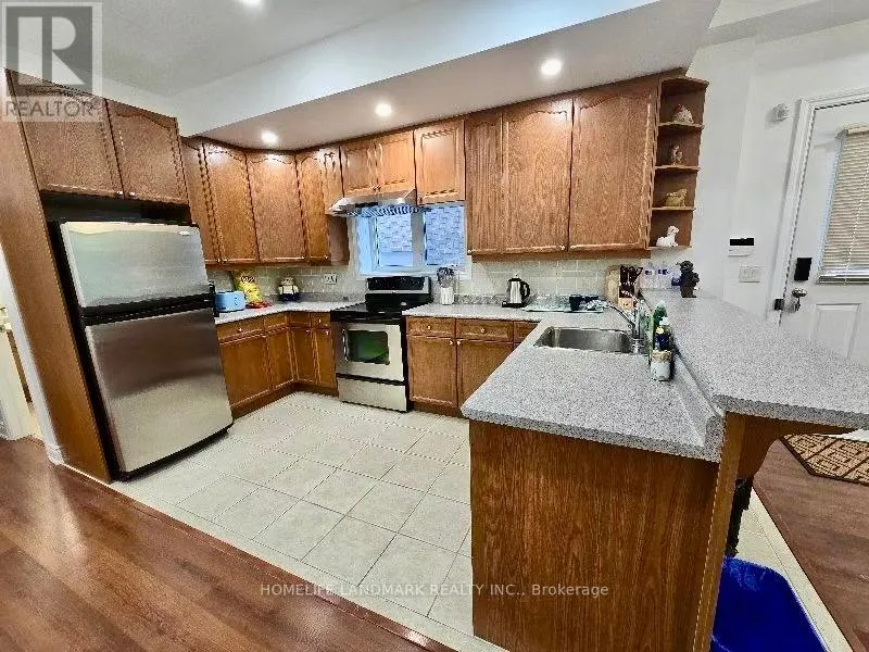 LOWER - 84 STARWOOD ROAD