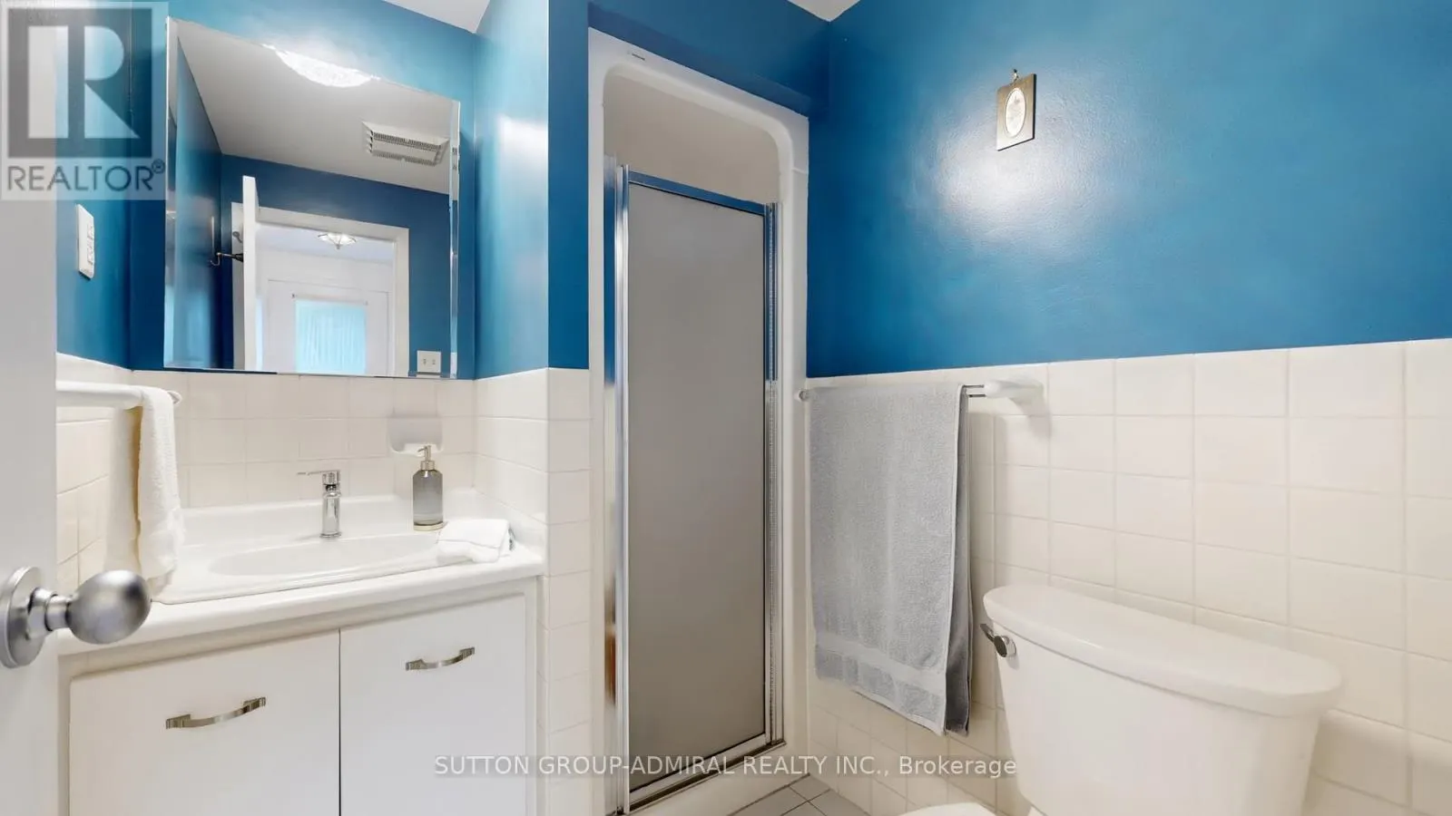 51 BLUE SPRUCE LANE