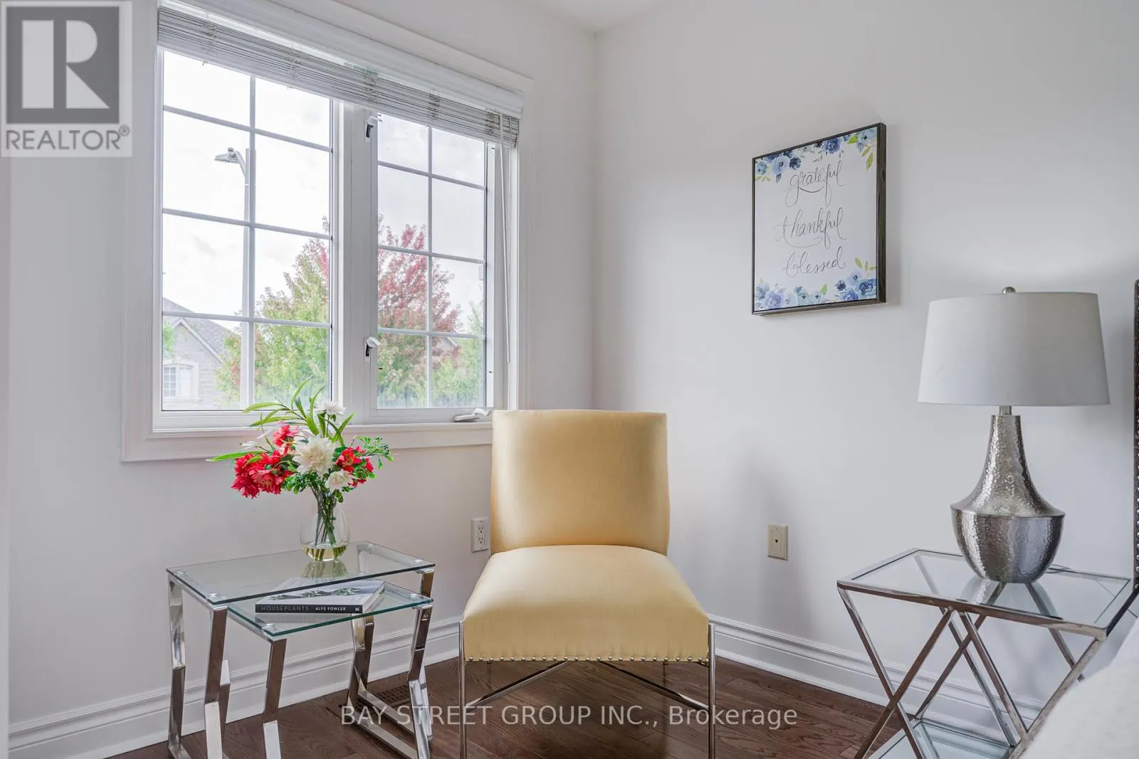15 SISLEY CRESCENT