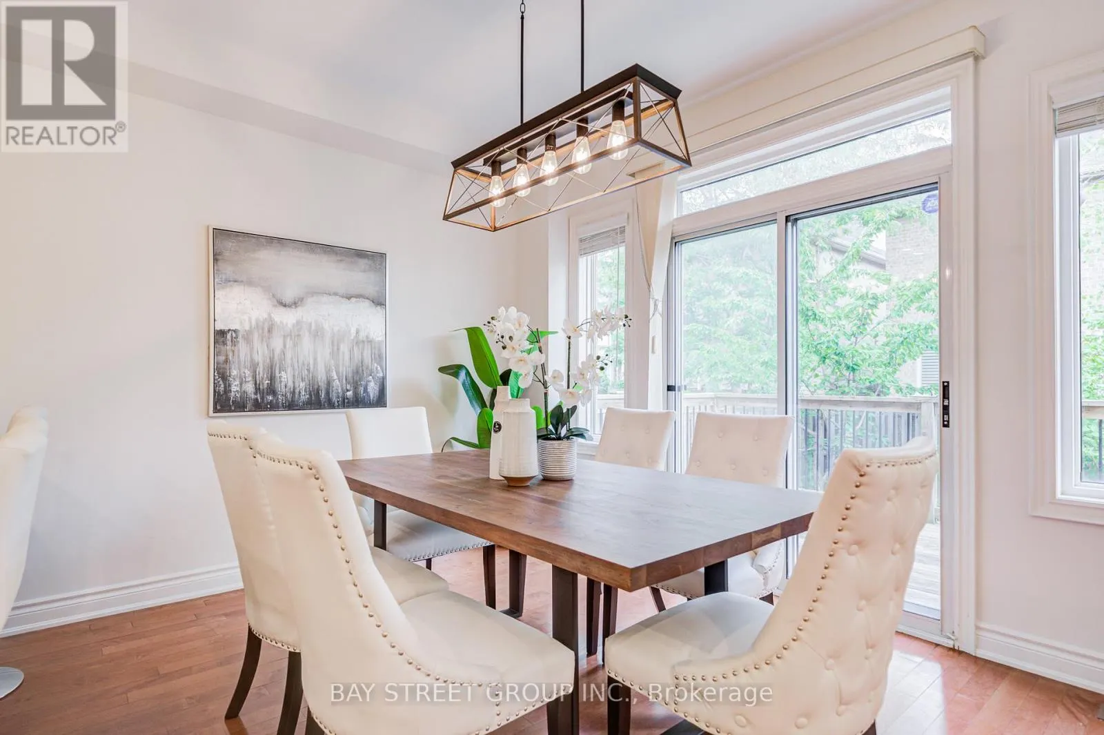 15 SISLEY CRESCENT