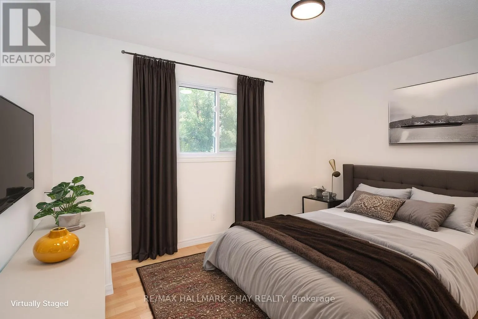 95 BOYNE CRESCENT