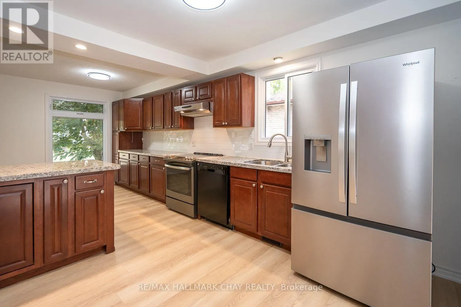 95 BOYNE CRESCENT