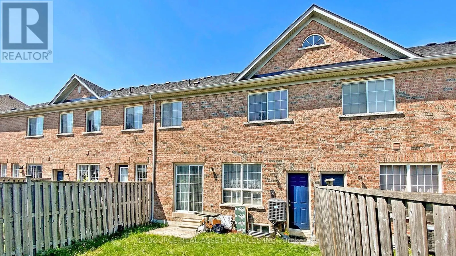 217 HAMMERSLY BOULEVARD