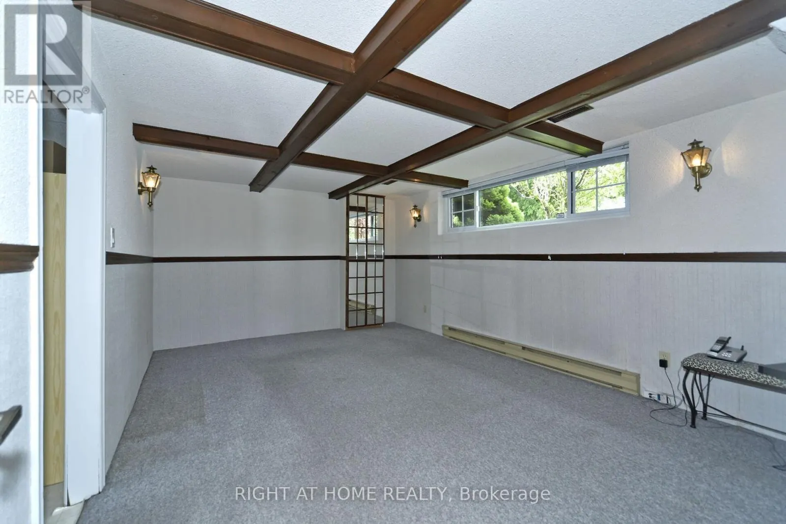 102 ROMFIELD CIRCUIT