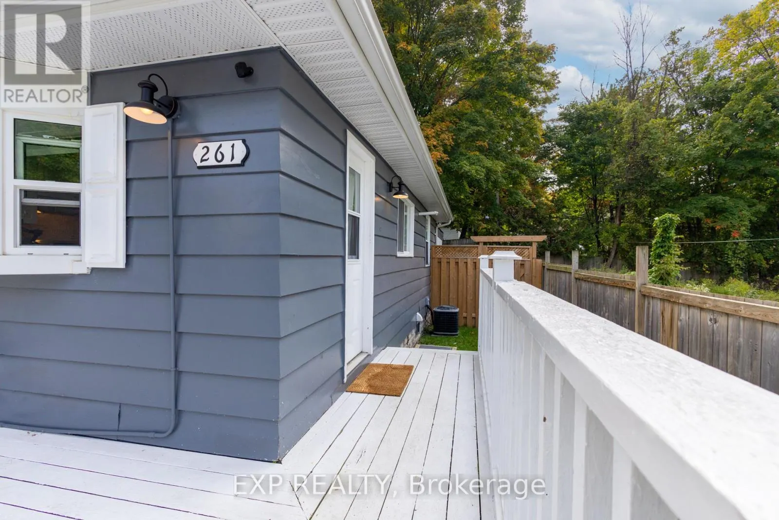261 GLENWOODS AVENUE