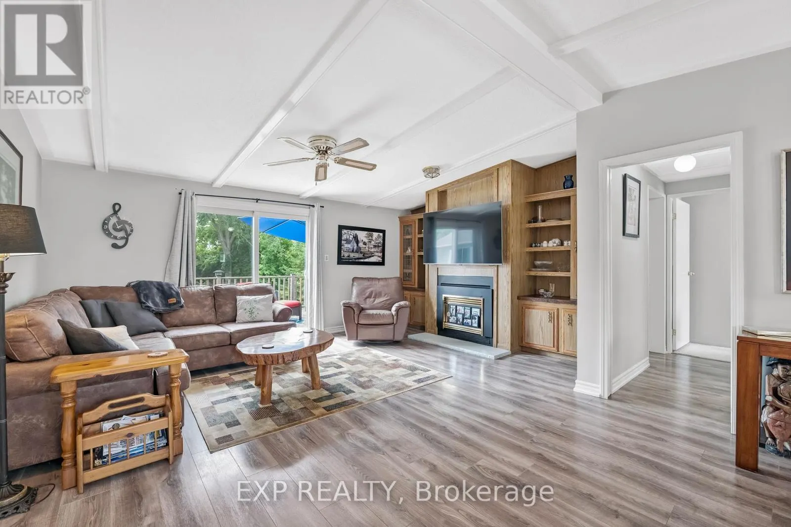25 JUNO CRESCENT