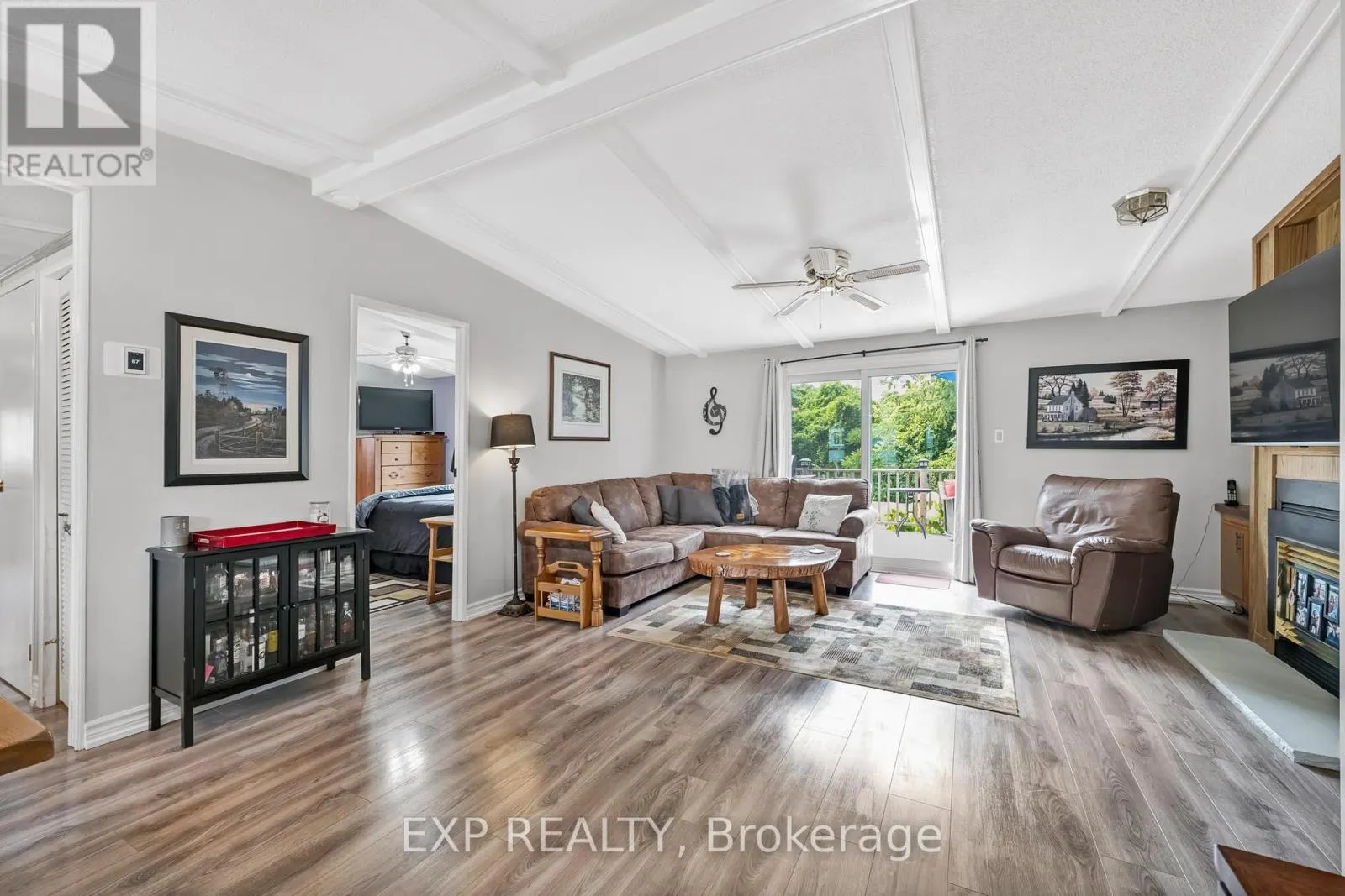 25 JUNO CRESCENT