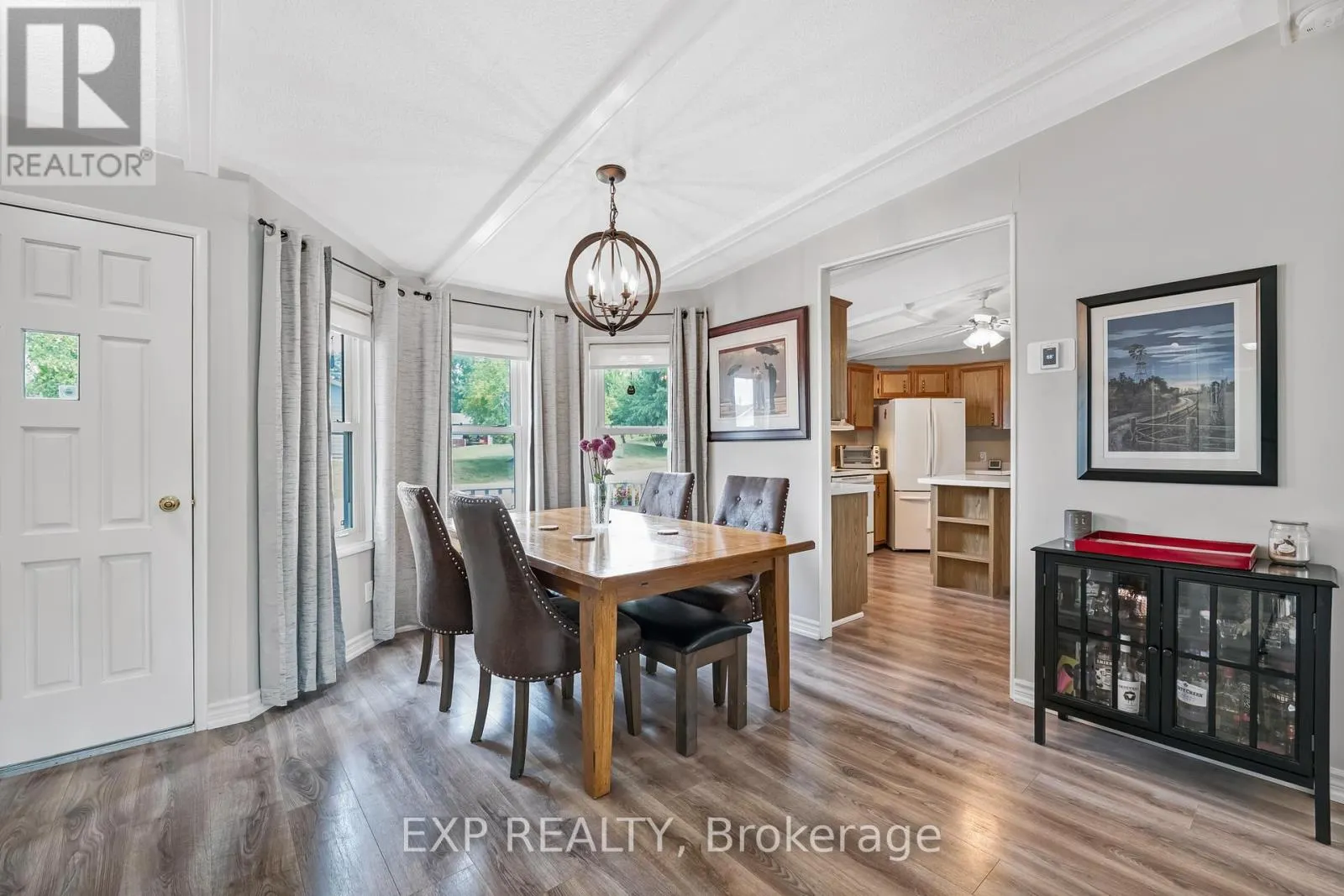 25 JUNO CRESCENT