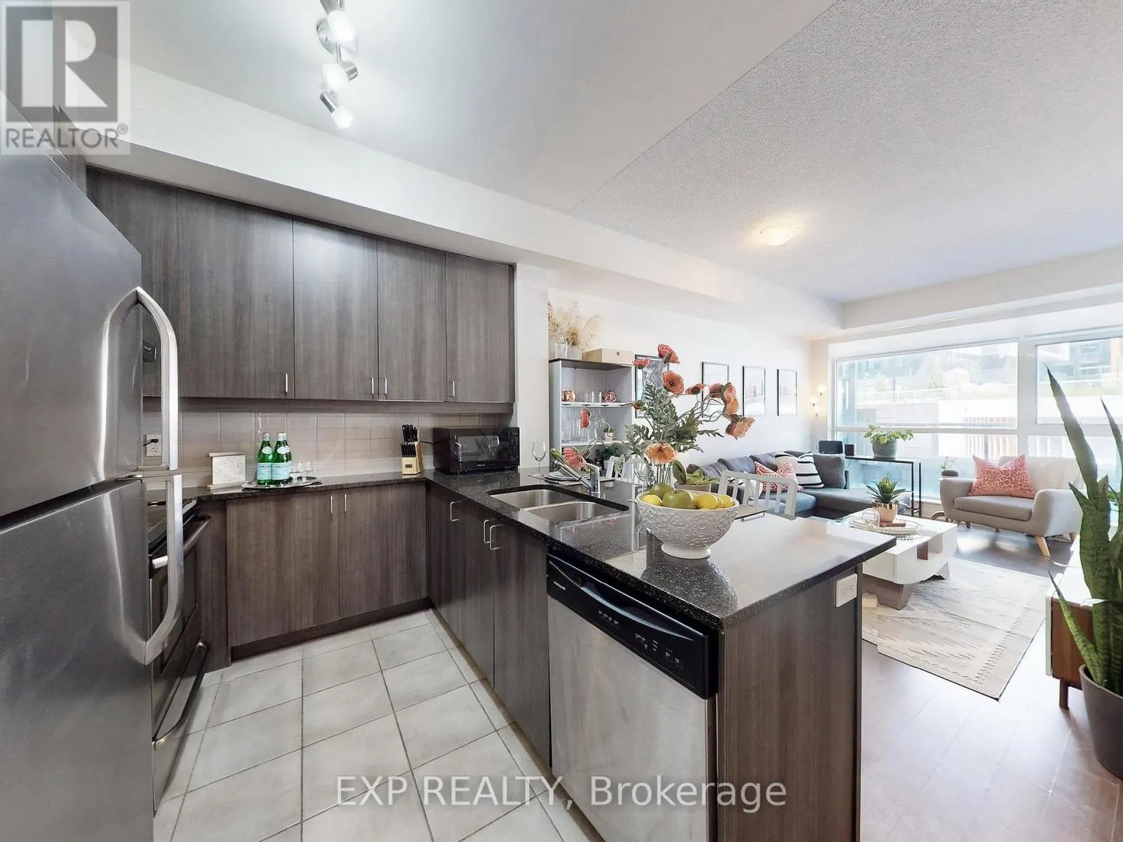 312 - 8130 BIRCHMOUNT ROAD