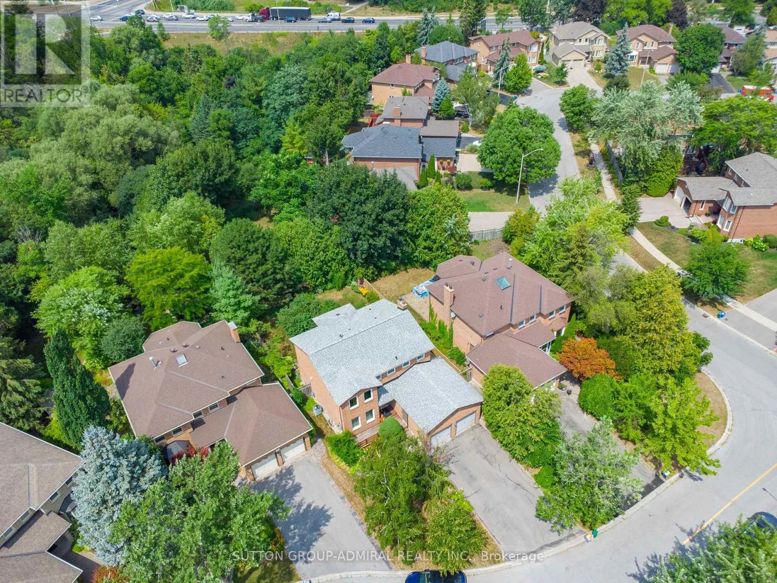 4 MAIR COURT