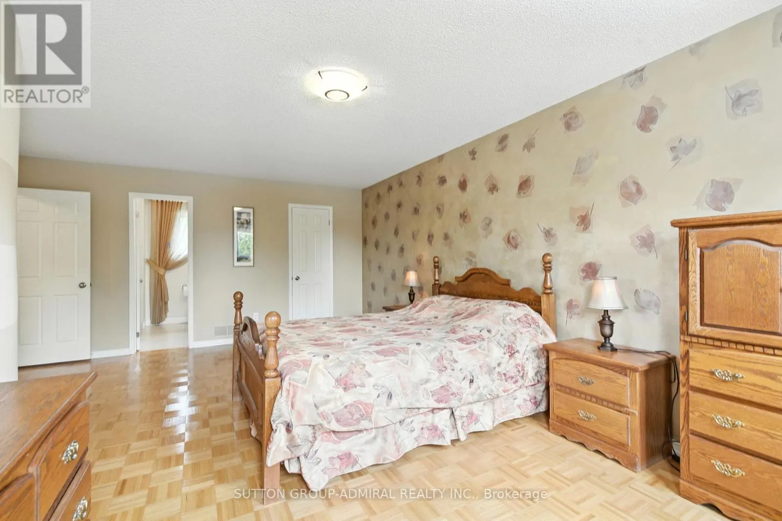 4 MAIR COURT