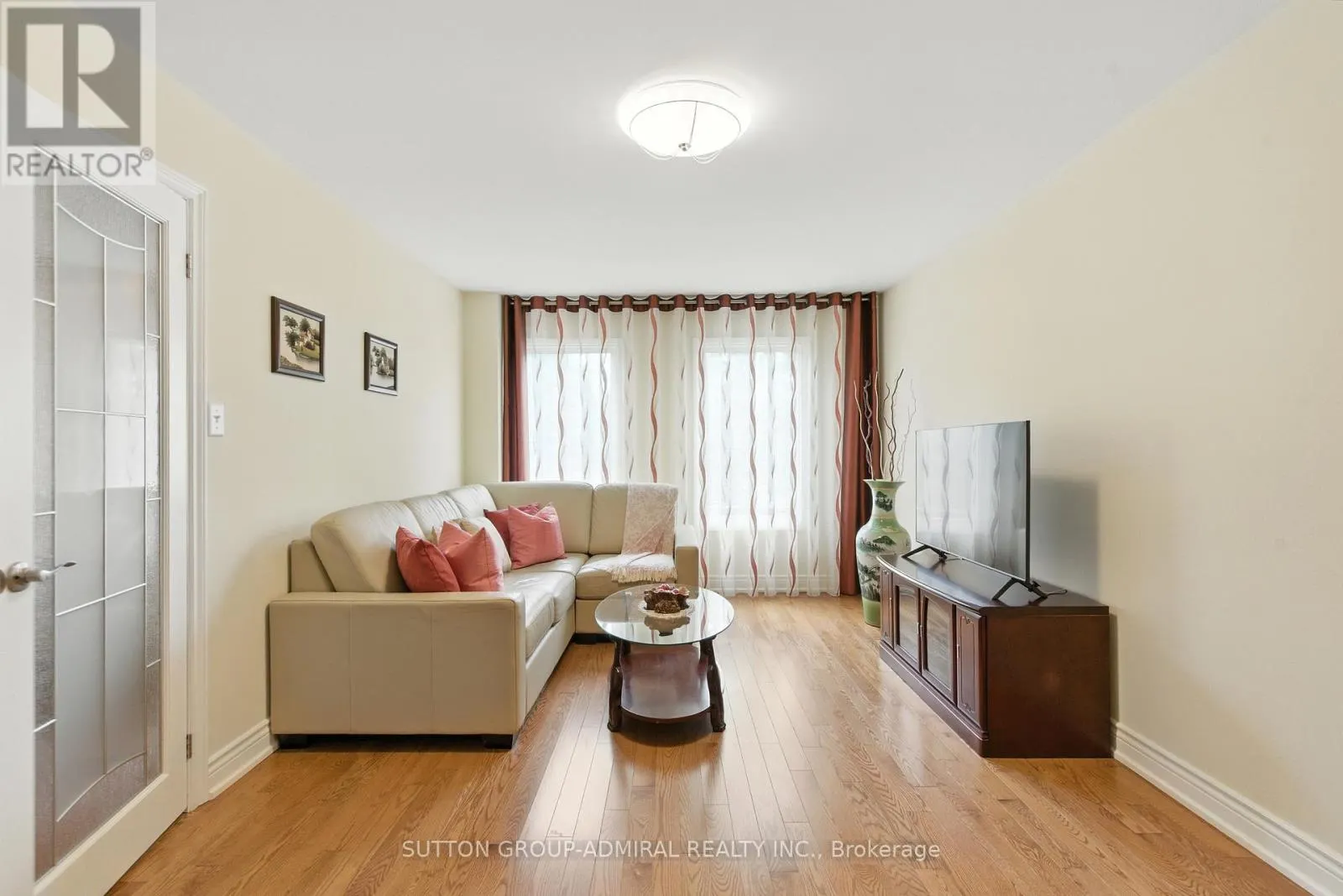 4 MAIR COURT
