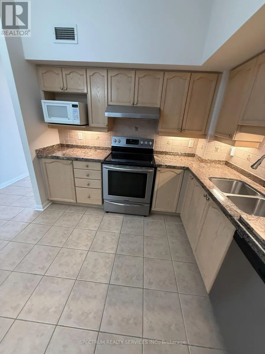 516 - 2500 RUTHERFORD ROAD