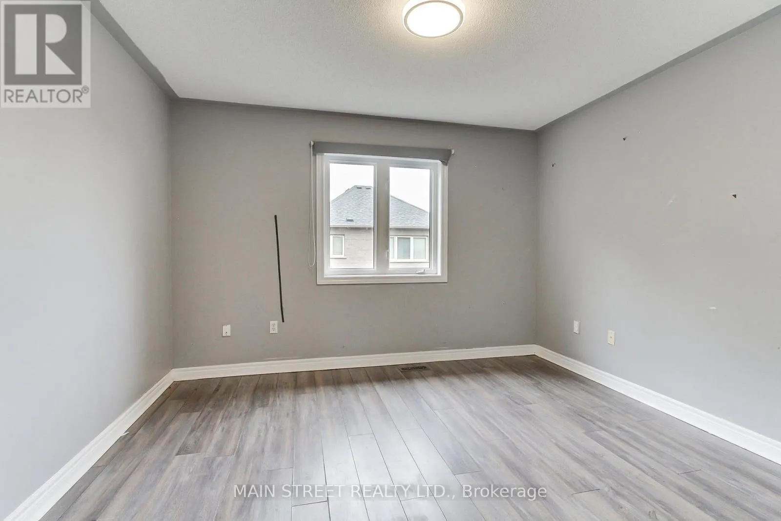 4 CIDER CRESCENT CRESCENT