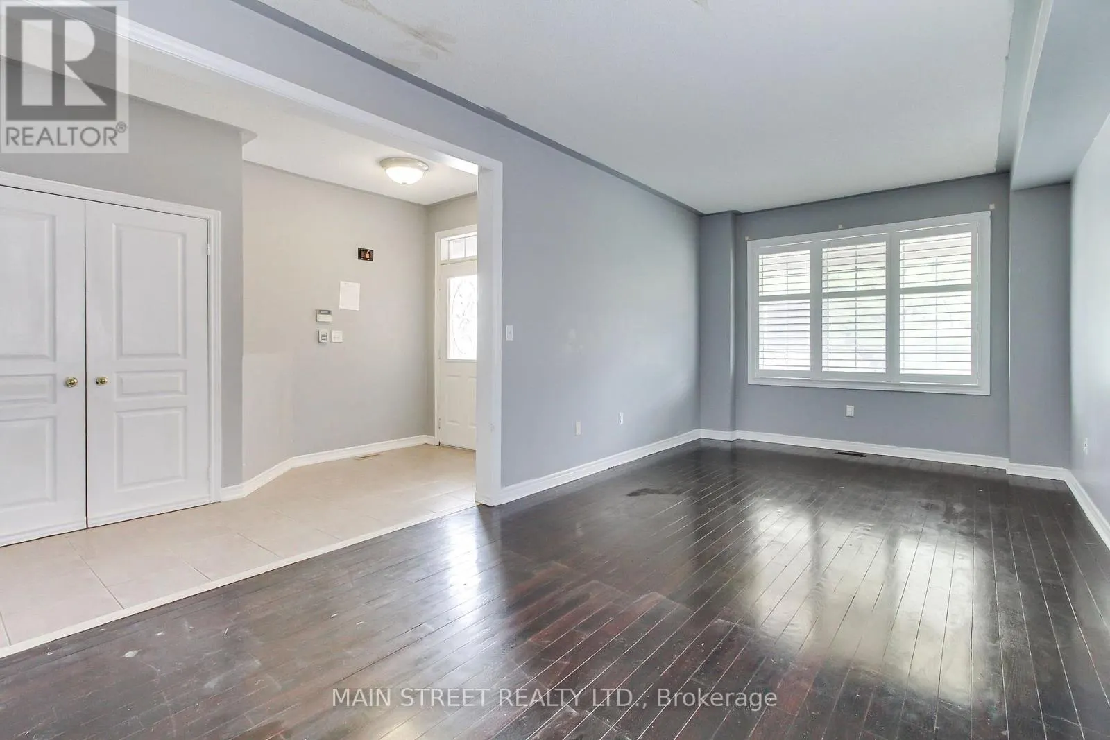 4 CIDER CRESCENT CRESCENT