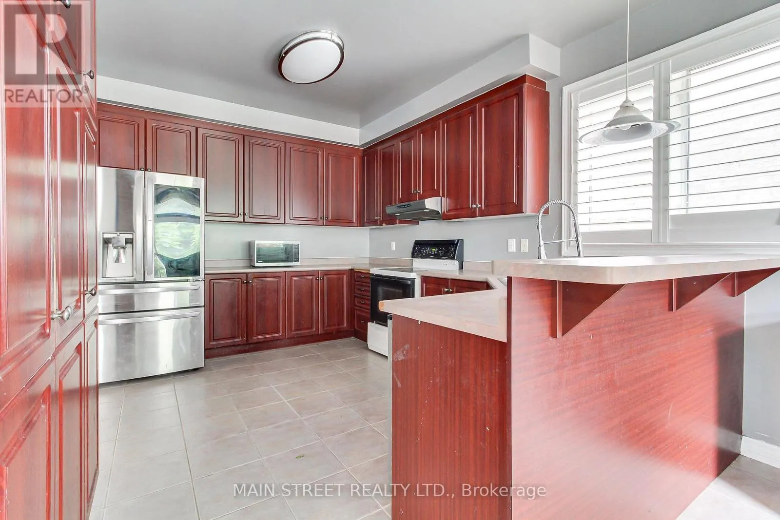 4 CIDER CRESCENT CRESCENT