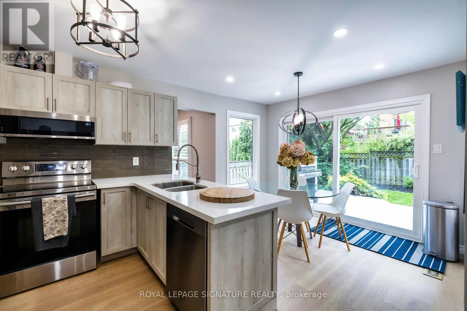 27 TWELVE OAKS DRIVE