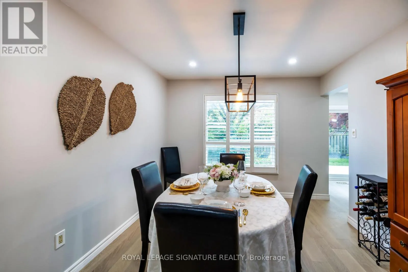 27 TWELVE OAKS DRIVE