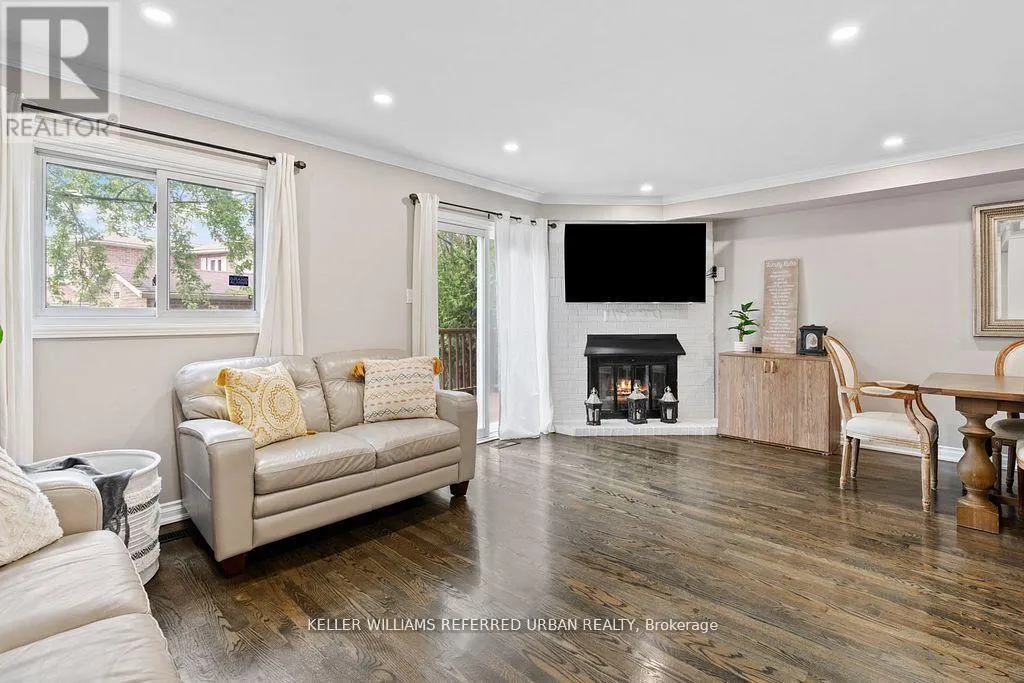 78 SUNSHINE DRIVE