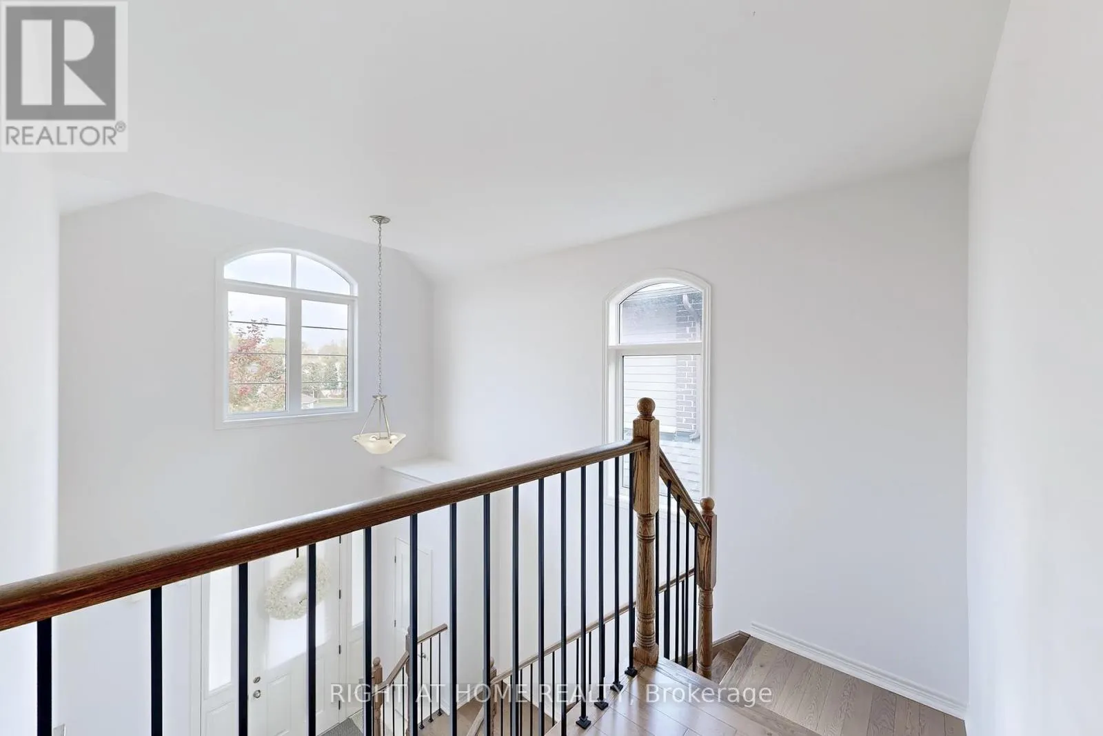 15 FOREST EDGE CRESCENT