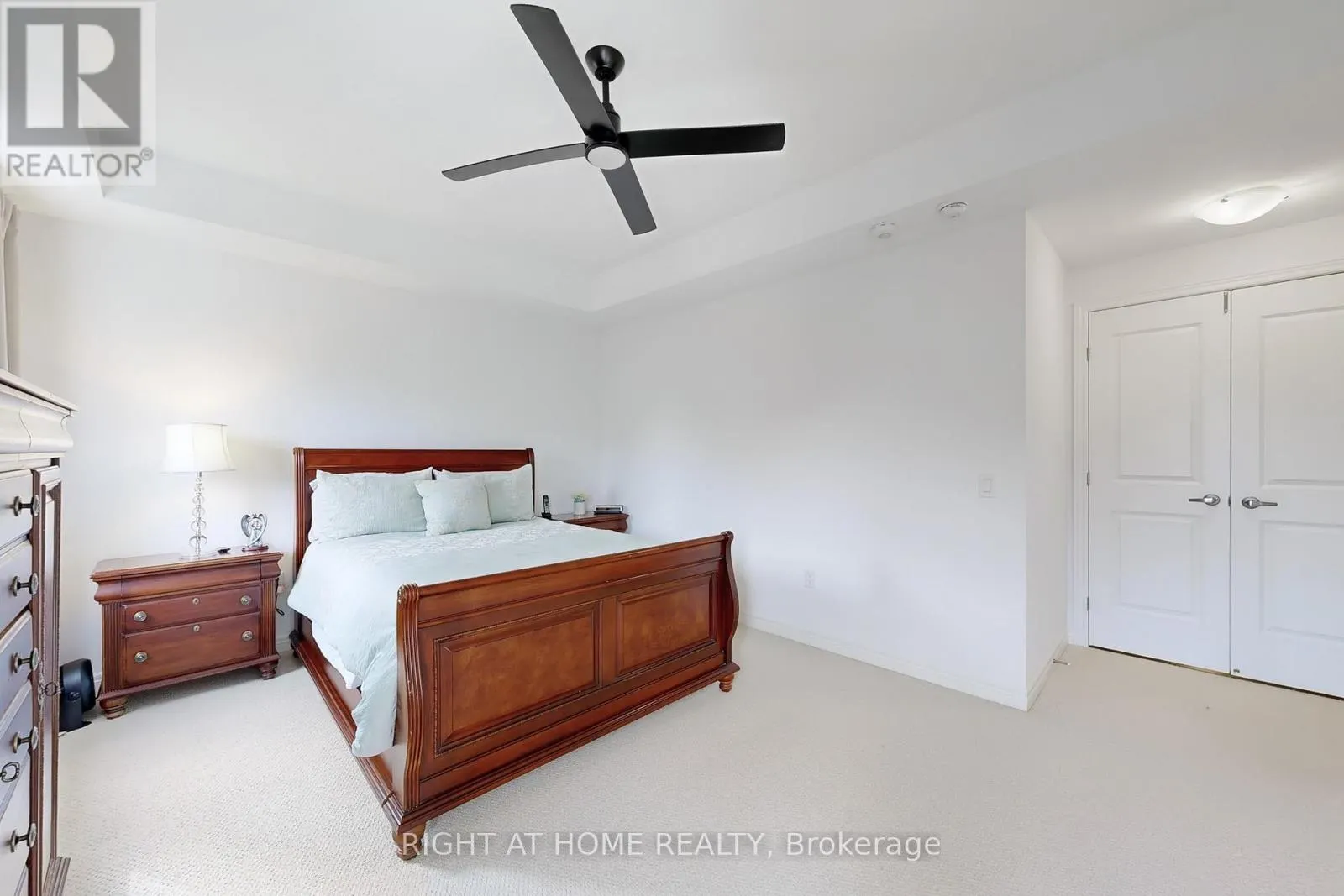 15 FOREST EDGE CRESCENT