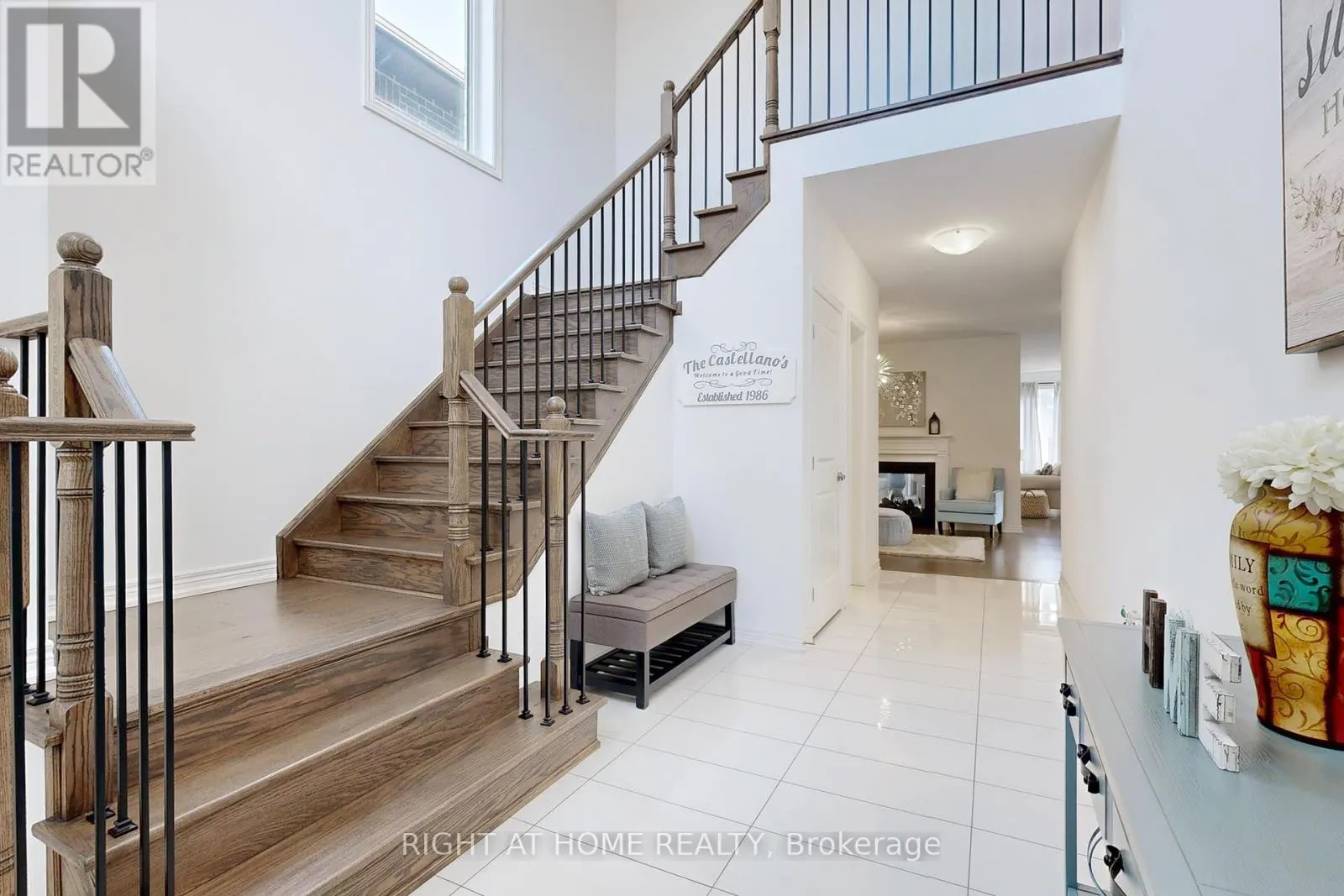 15 FOREST EDGE CRESCENT