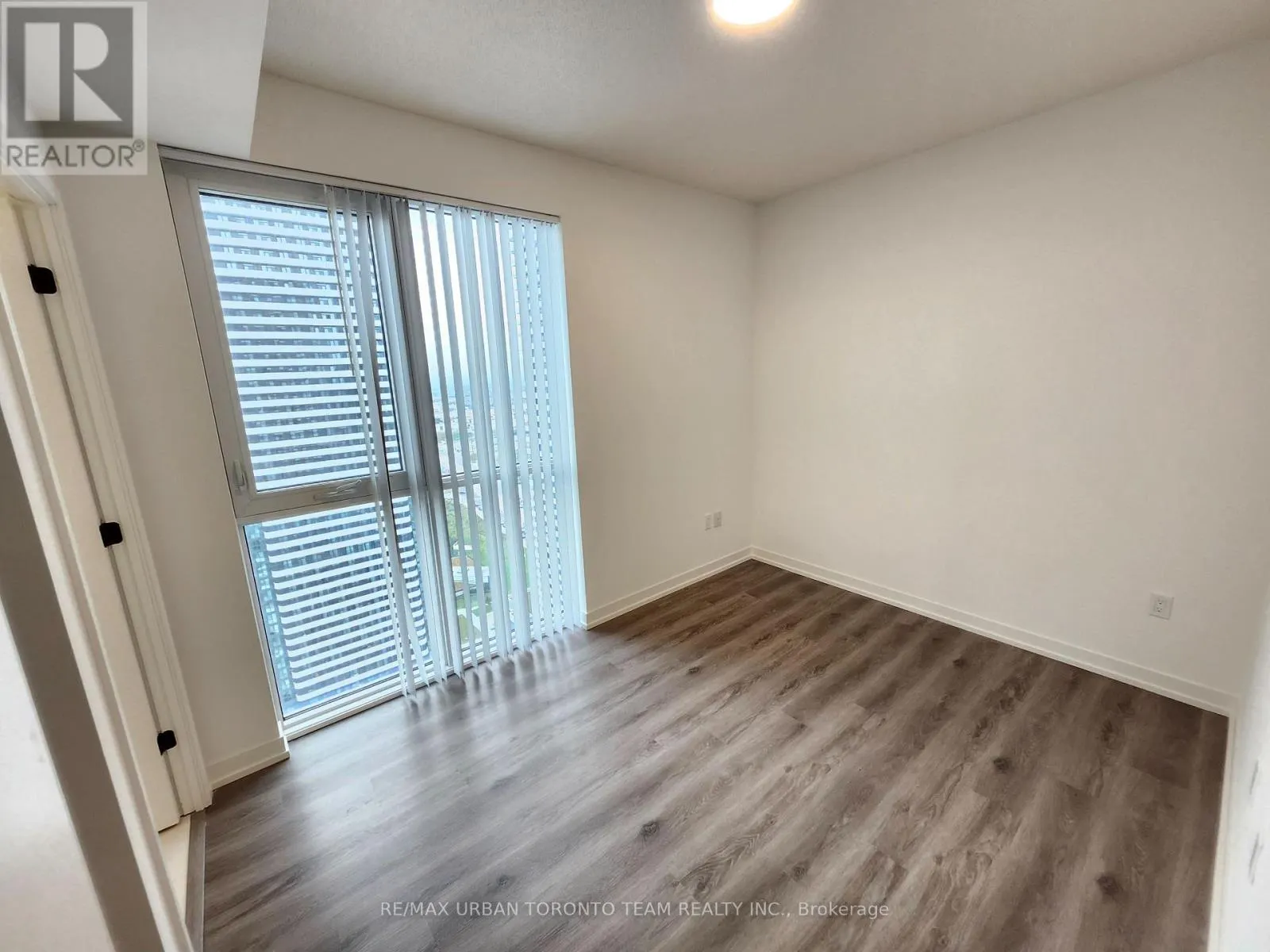 3612 - 28 INTERCHANGE WAY