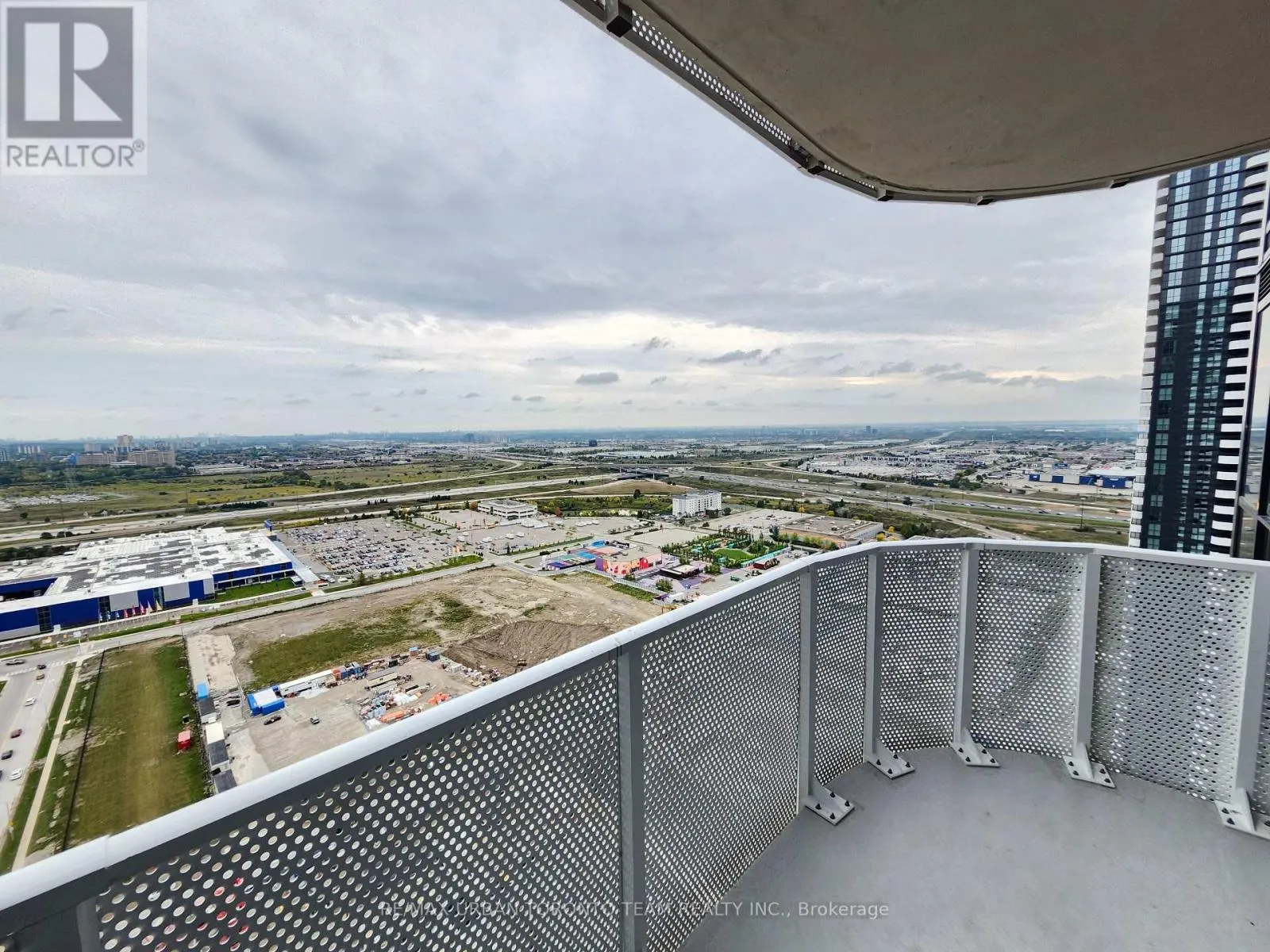 3612 - 28 INTERCHANGE WAY