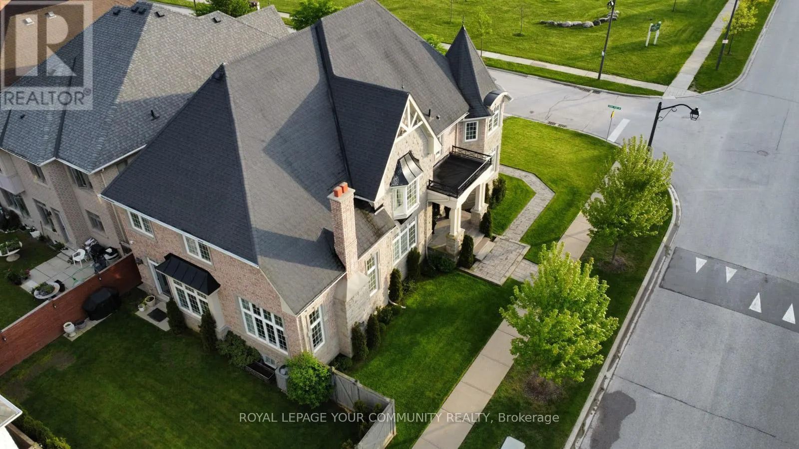 1 TERRY VIEW CRESCENT
