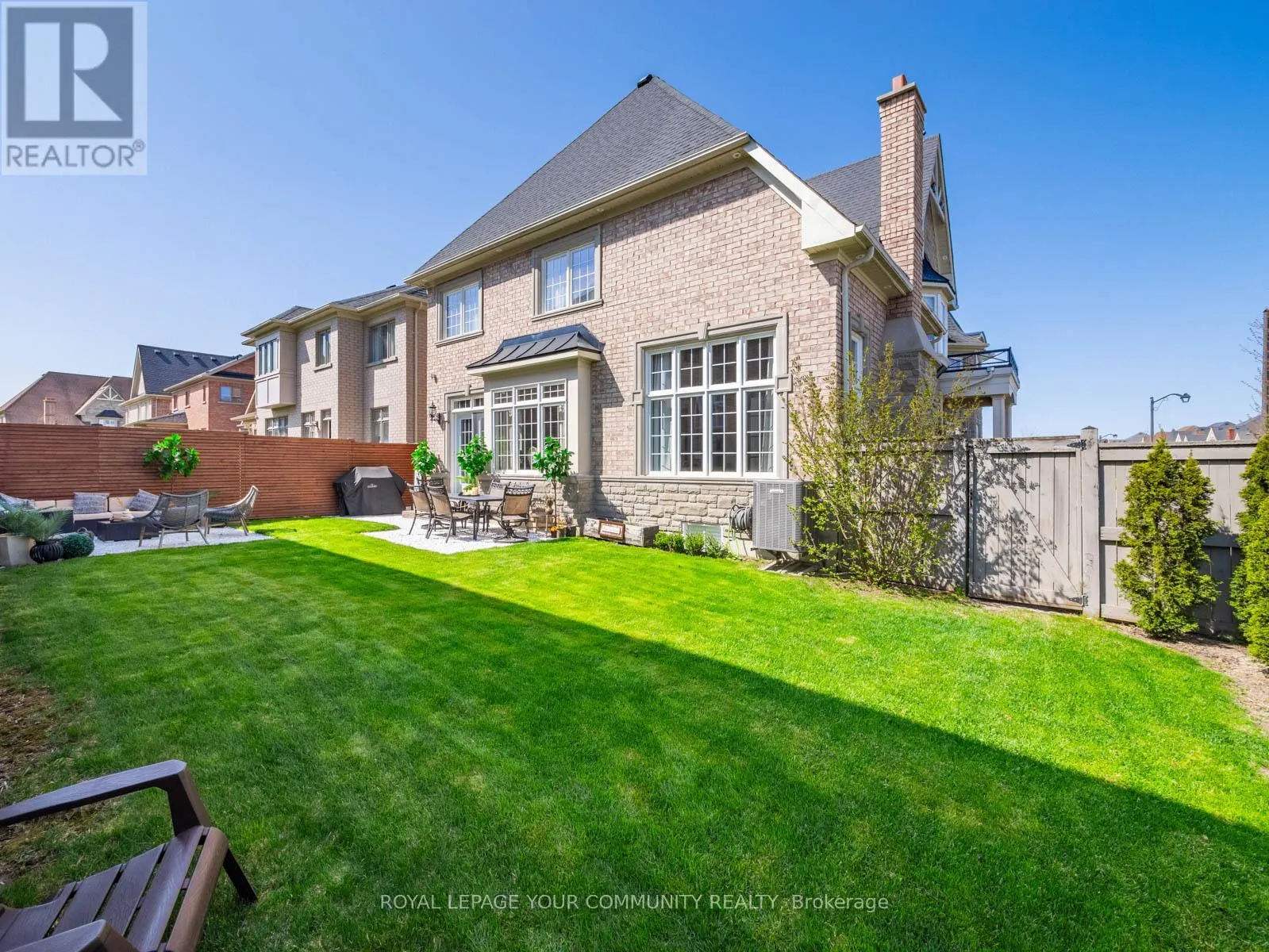 1 TERRY VIEW CRESCENT