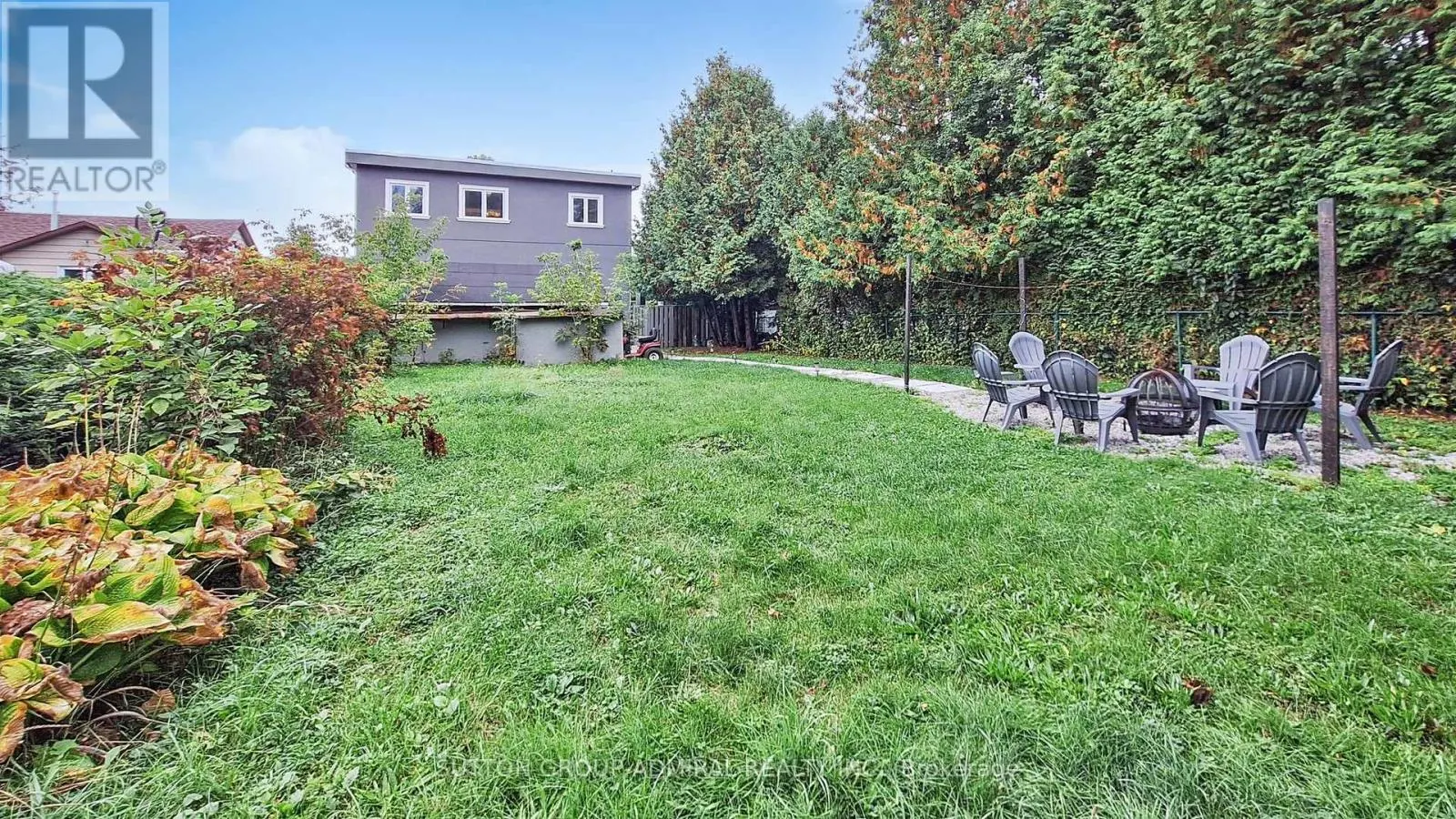 1372 MAPLE ROAD