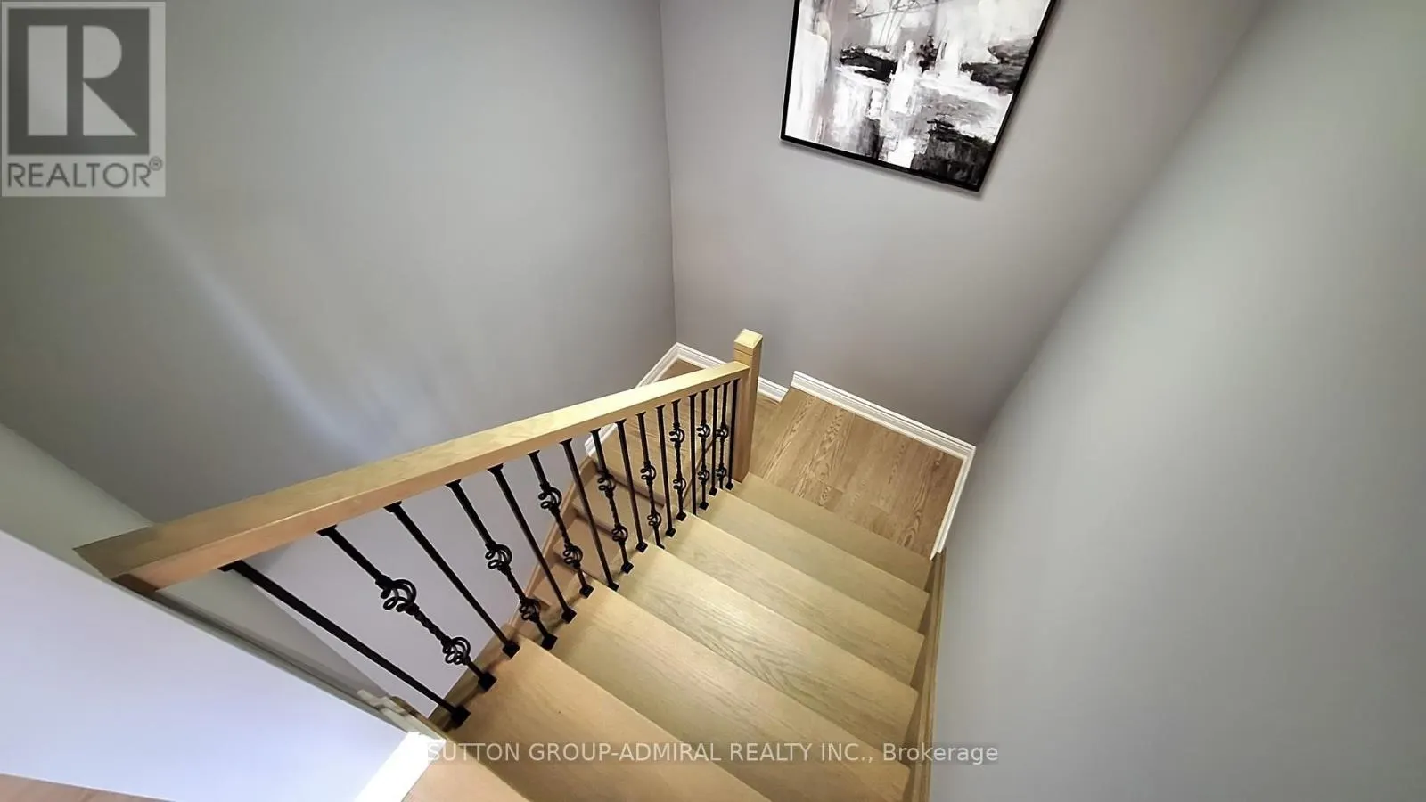 1372 MAPLE ROAD
