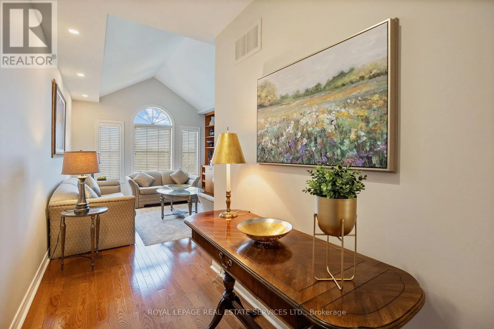 140 KINGSBRIDGE CIRCLE