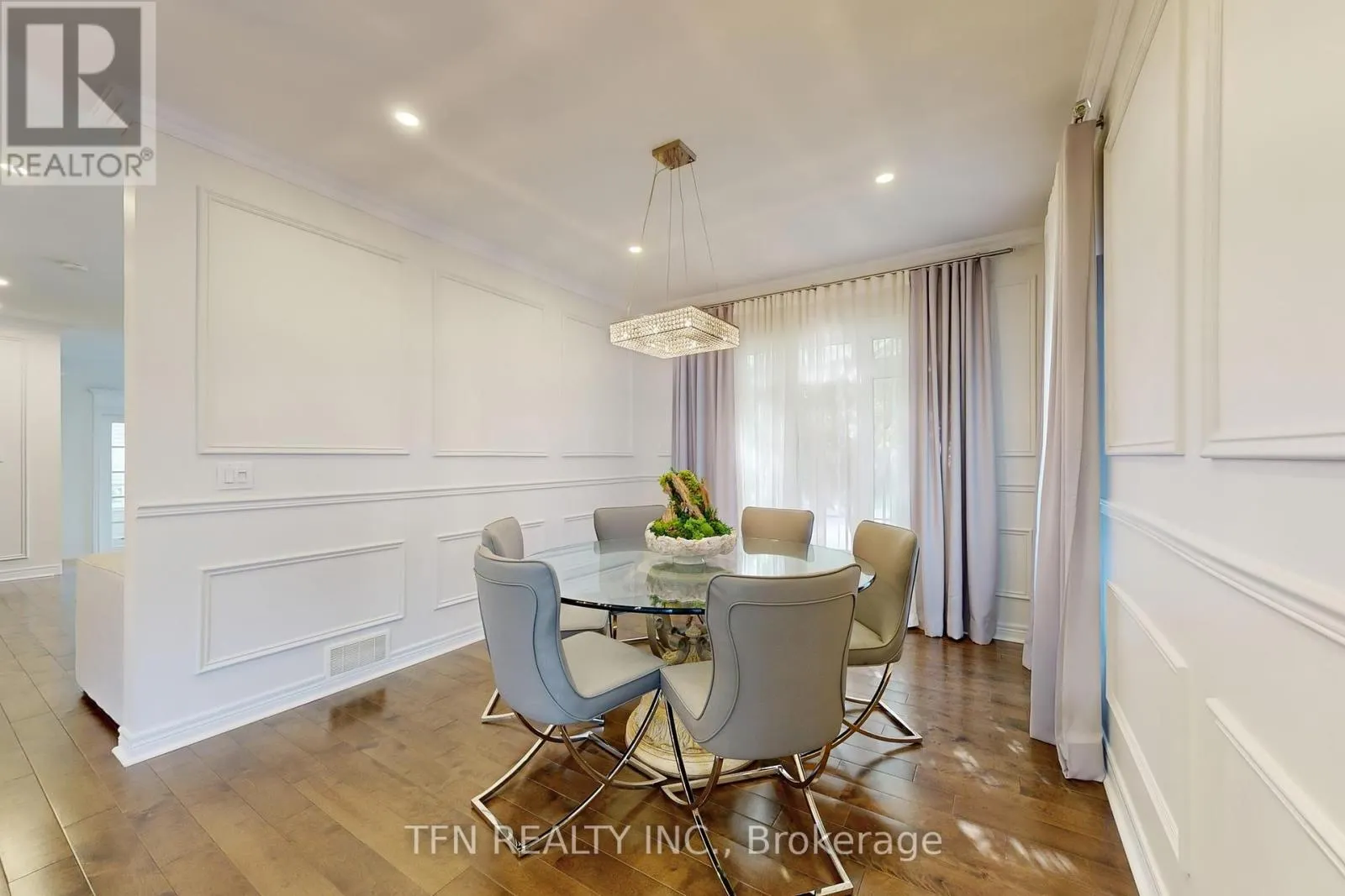 177 BENTOAK CRESCENT